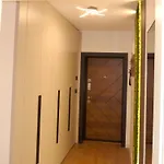 Apartament Aura *